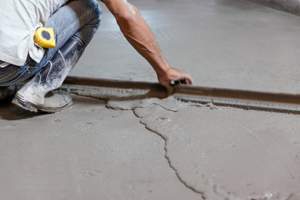 Best Concrete Driveway Installation  in Sweet Springs, MO